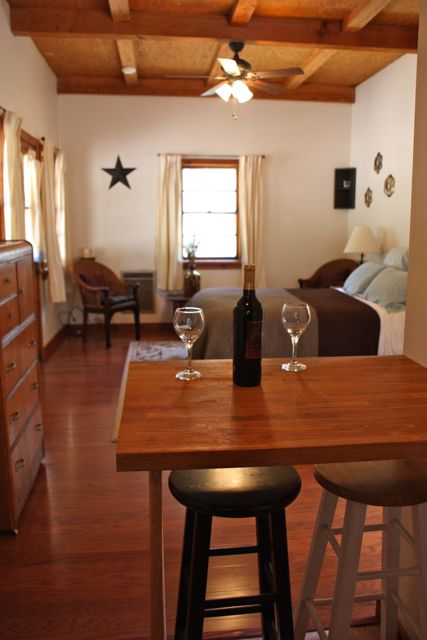 Wine tasting in Paso Robles wine country